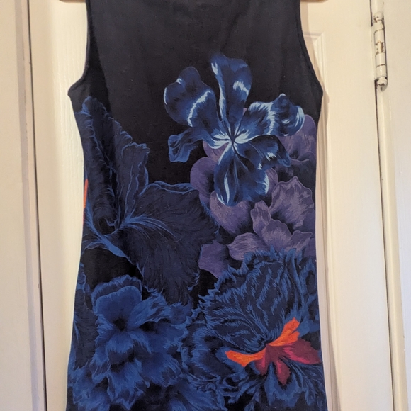The Kit Midi Tank Dress
Indigo Iris Floral Sleeveless Blue - Picture 7 of 8